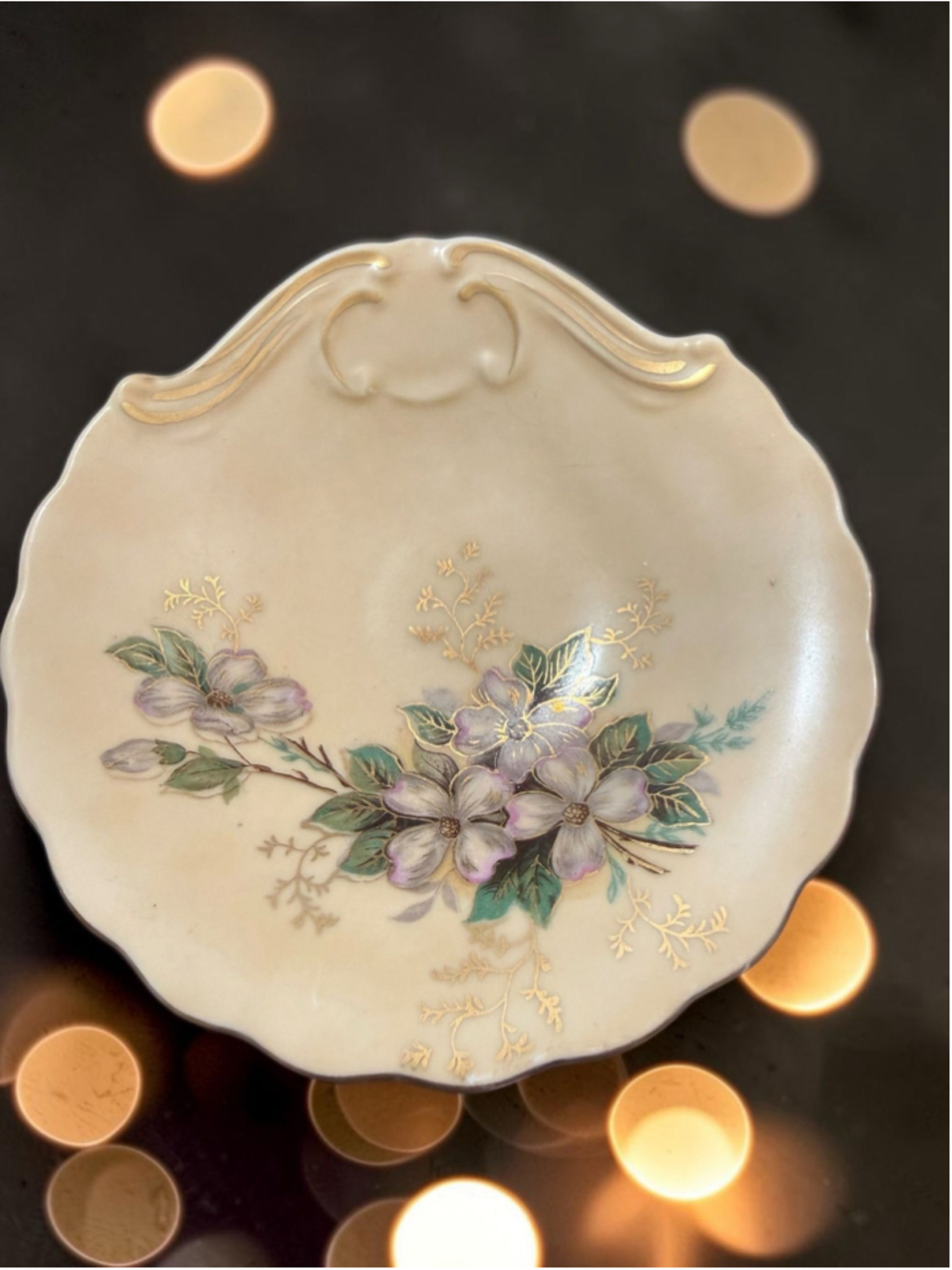 Vintage Royal Crown Porcelain Handled Floral Serving Bowl Gold Gilt Dogwood Japa
